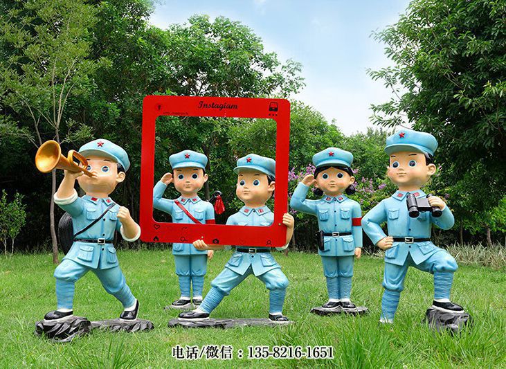 玻璃鋼卡通八路軍雕塑 玻璃鋼卡通八路軍雕塑