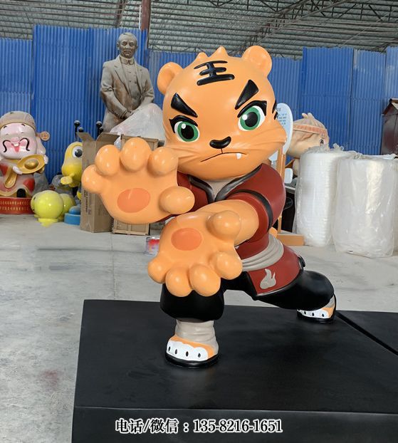 打拳的卡通老虎雕塑 打拳的卡通老虎雕塑