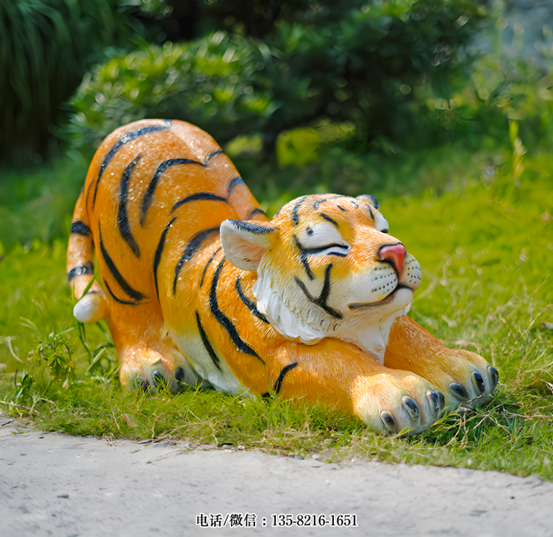 玻璃鋼仿真老虎雕塑 (3) 玻璃鋼仿真老虎雕塑 (3)