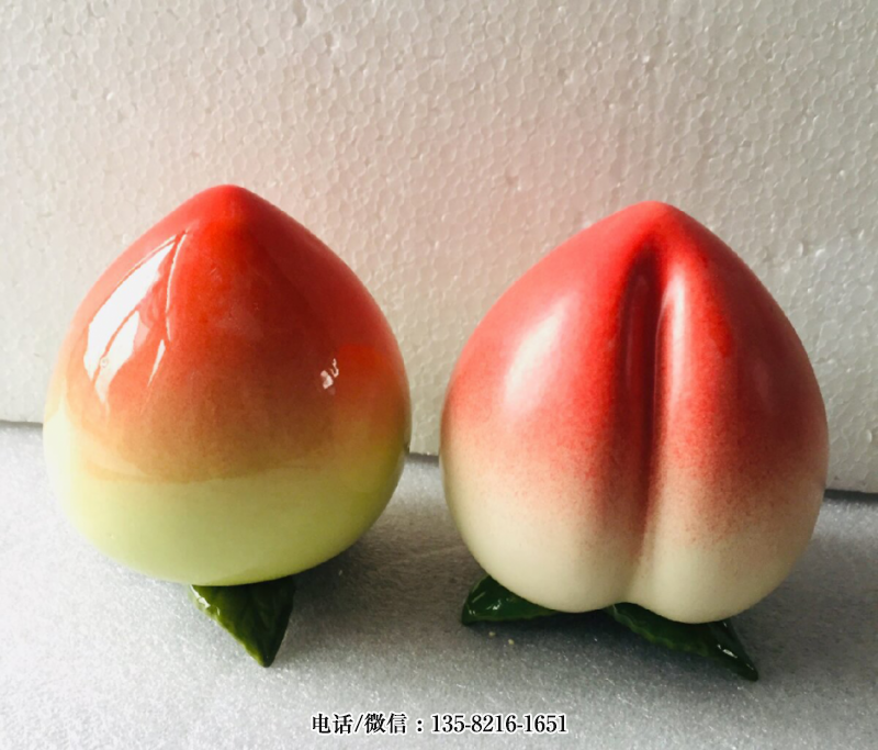 玻璃鋼仿真桃子雕塑 (4) 玻璃鋼仿真桃子雕塑 (4)