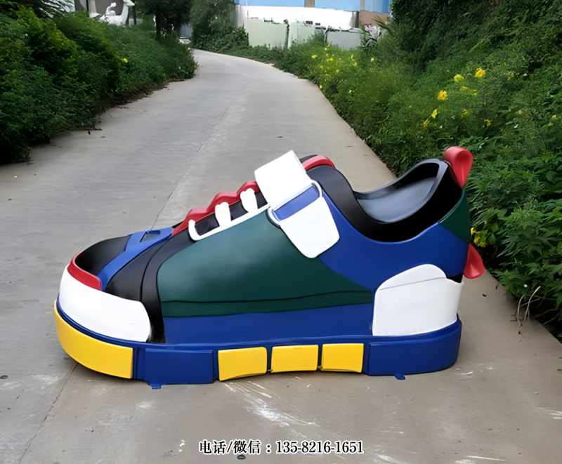 玻璃鋼仿真兒童運(yùn)動(dòng)鞋美陳裝飾擺件 玻璃鋼仿真兒童運(yùn)動(dòng)鞋美陳裝飾擺件
