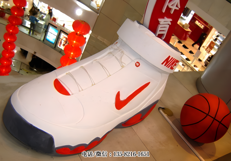 運(yùn)動鞋玻璃鋼美陳景觀