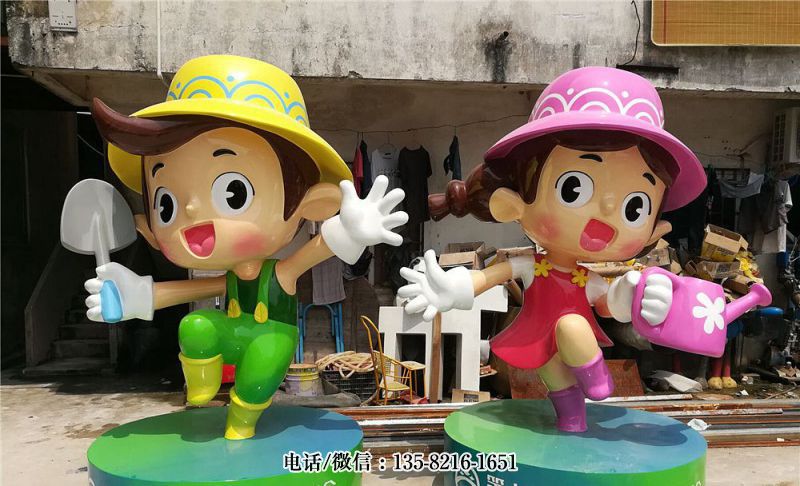 玻璃鋼卡通小園丁雕塑